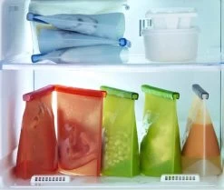 Siliconen Vershoudzakken - Set Van 8 ( 4x 1000ML + 4x 1500ML) -(Transparant, Rood, Groen, Blauw) - Duurzaam - Herbruikbaar - Vries & Hitte Bestendig - Meal Prep - Opbergzak Maatbeker Meal Prep Container -Huishoudproducten Verkoop 1200x1013 3