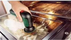 Bosch Universal Brush - Snoerloze Reiningsborstel -Huishoudproducten Verkoop 1200x688 4