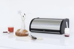 Brabantia Broodtrommel - Met Schuifdeksel - Matt Steel Fingerprint Proof -Huishoudproducten Verkoop 1200x798 11
