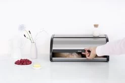 Brabantia Broodtrommel - Met Schuifdeksel - Matt Steel Fingerprint Proof -Huishoudproducten Verkoop 1200x799 23